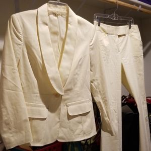 Max studio pants suit